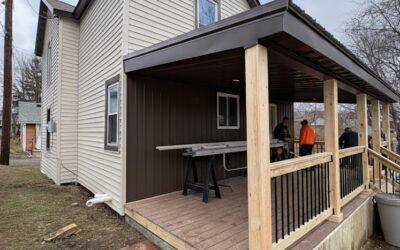 5 1/2 W 8th St, Oil City, PA 16323